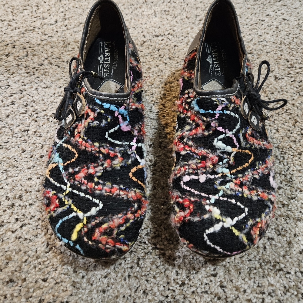 L'Artiste Clogs